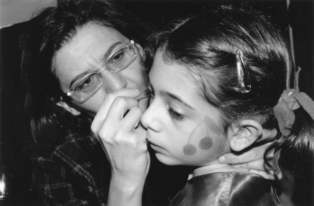 Ancora a completare il trucco